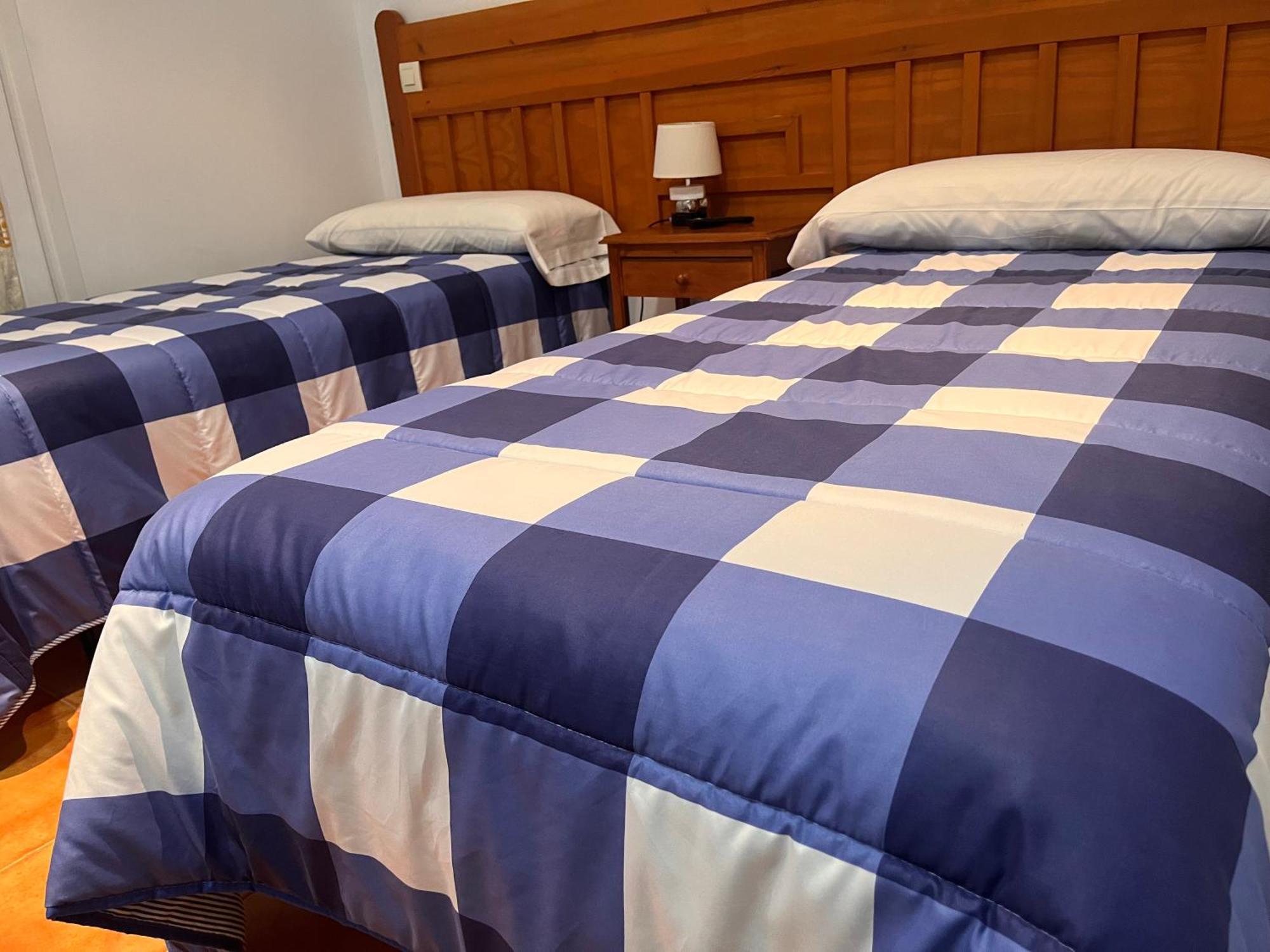 Hostal Restaurante Bustos Villarrubio 外观 照片